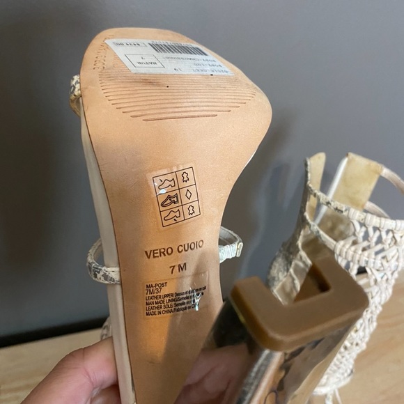 🔻SALE🔻BCBGMAXAZRIA🔹NEW CONDITION • LEATHER - Picture 8 of 12